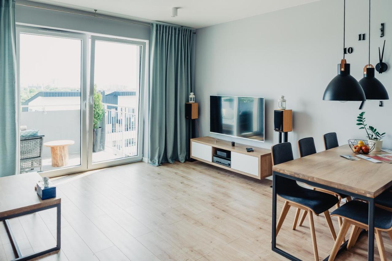 Silk Apartment - Netflix - Parking ชเตชชิน ภายนอก รูปภาพ