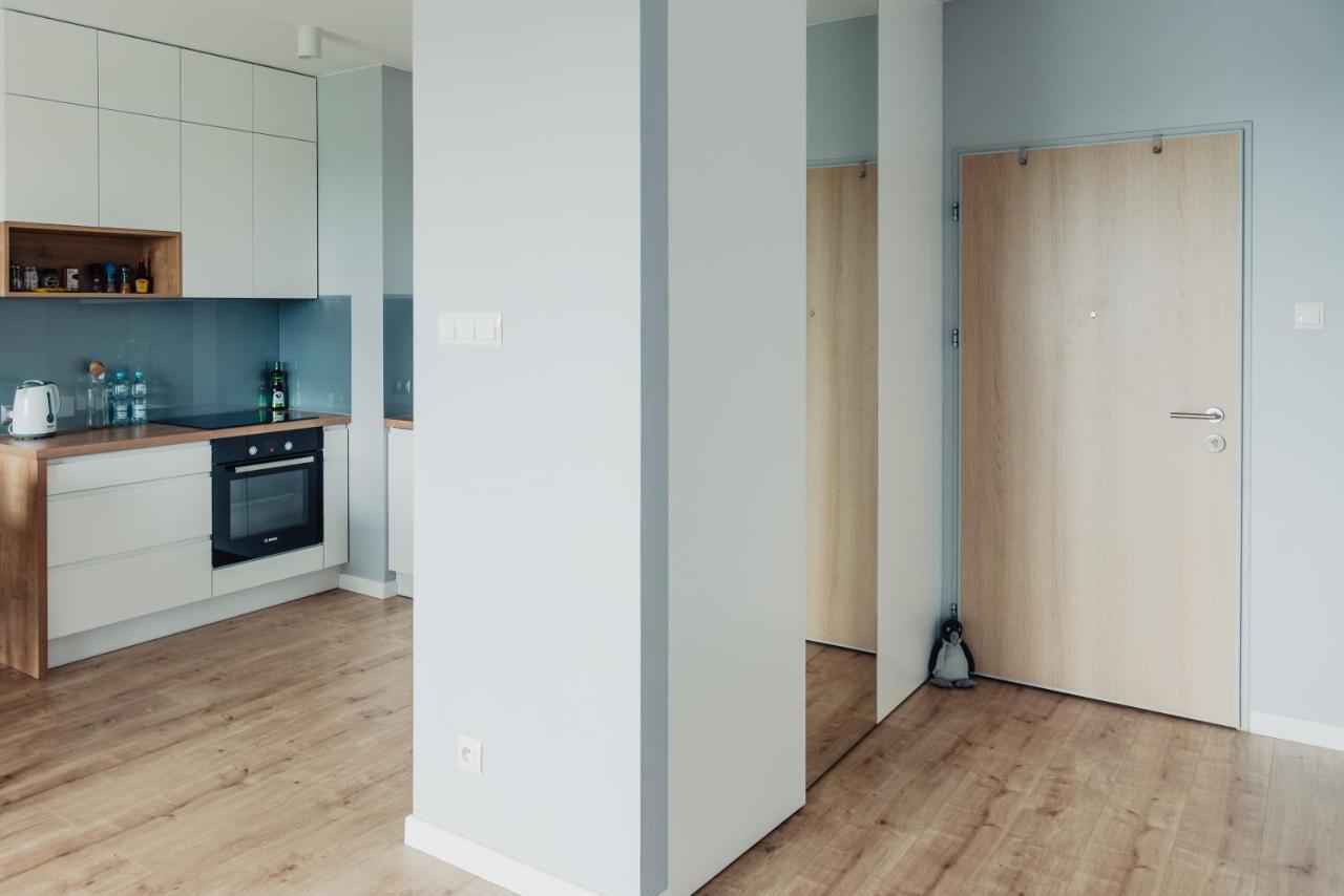 Silk Apartment - Netflix - Parking ชเตชชิน ภายนอก รูปภาพ